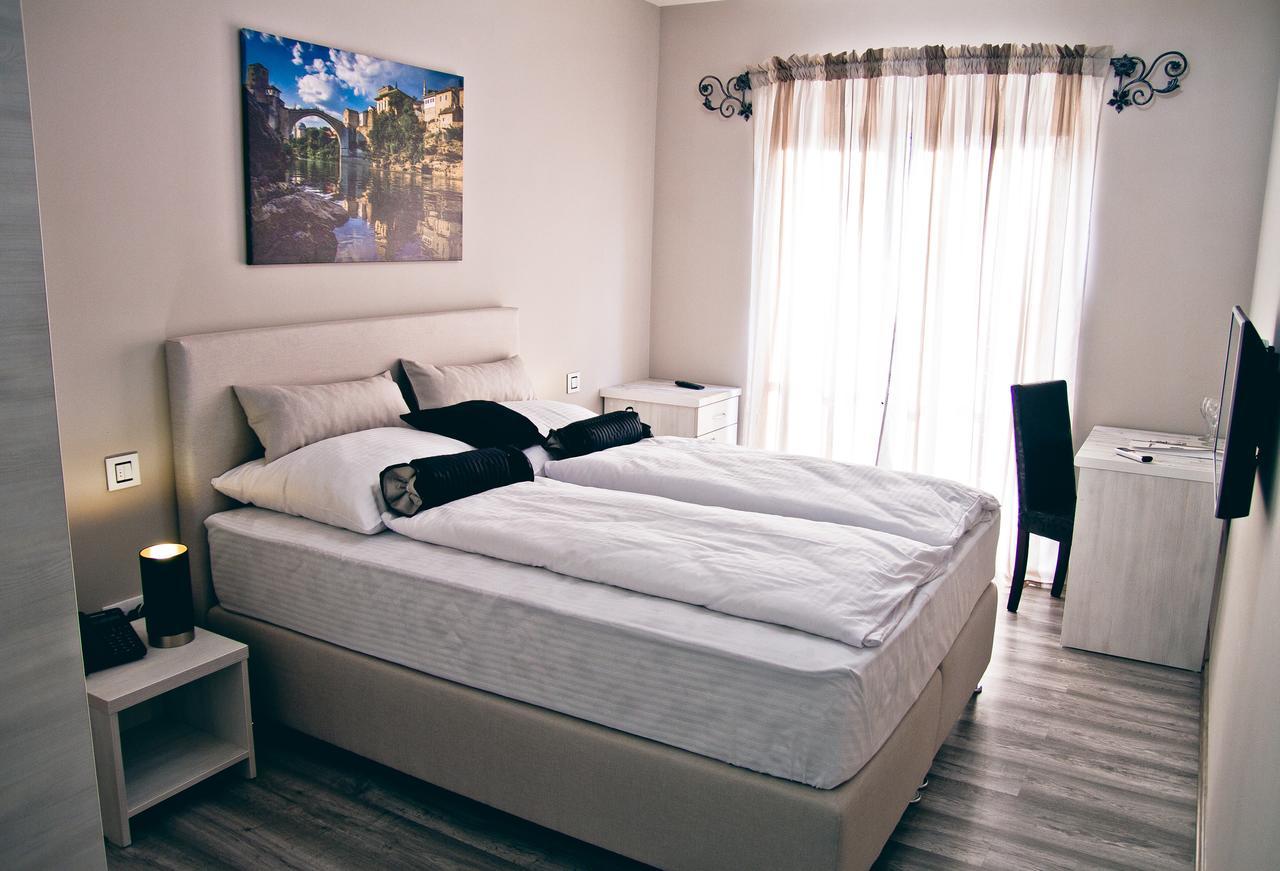 Hotel Bakarni Lonac Брчко Екстер'єр фото