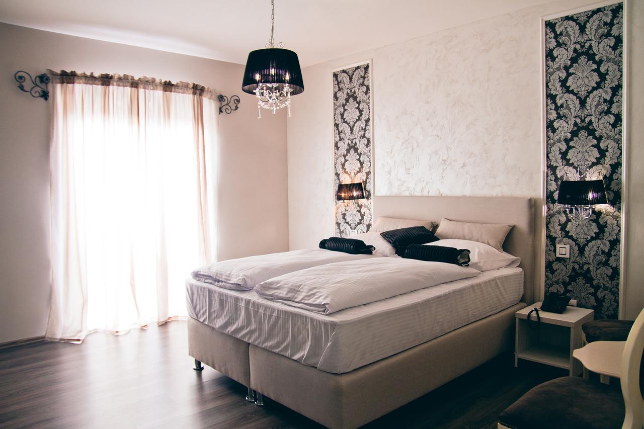Hotel Bakarni Lonac Брчко Екстер'єр фото